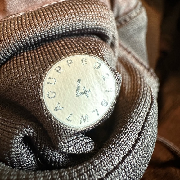 Lululemon Hotty Hot Short 4 Black - Picture 9 of 10